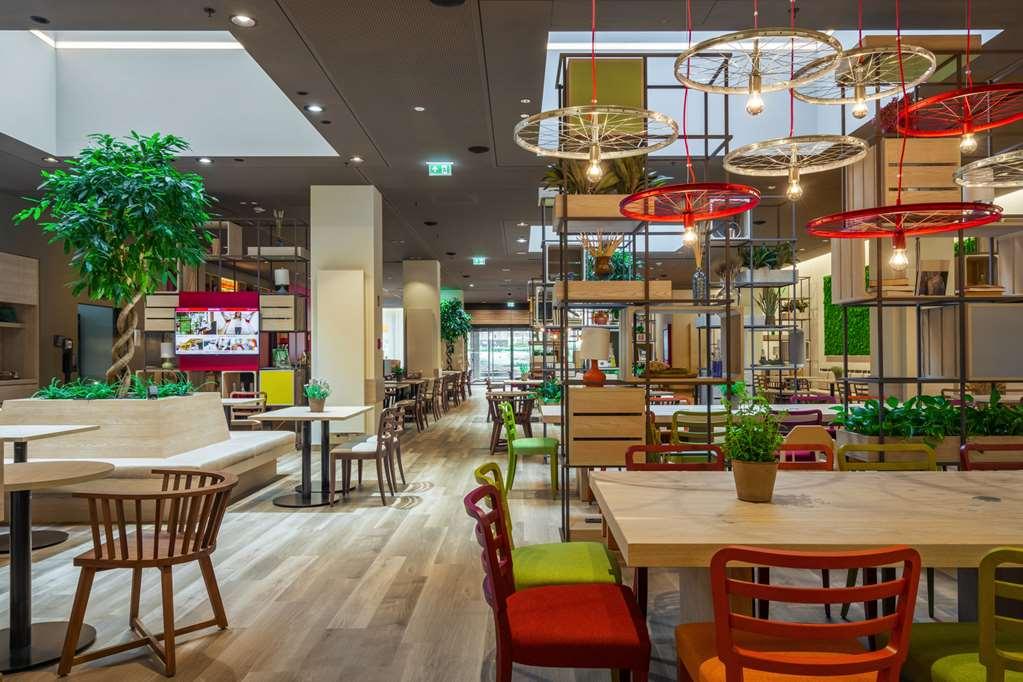 IntercityHotel Budapest Restaurante foto